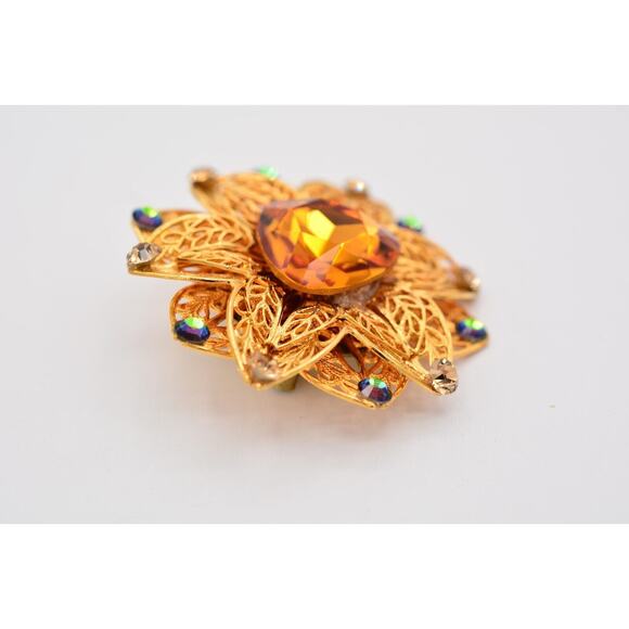 Vintage Crystal Flower Pin Brooch Watermelon Rhinestone Gold Tone Filigree BinAT - Picture 10 of 12